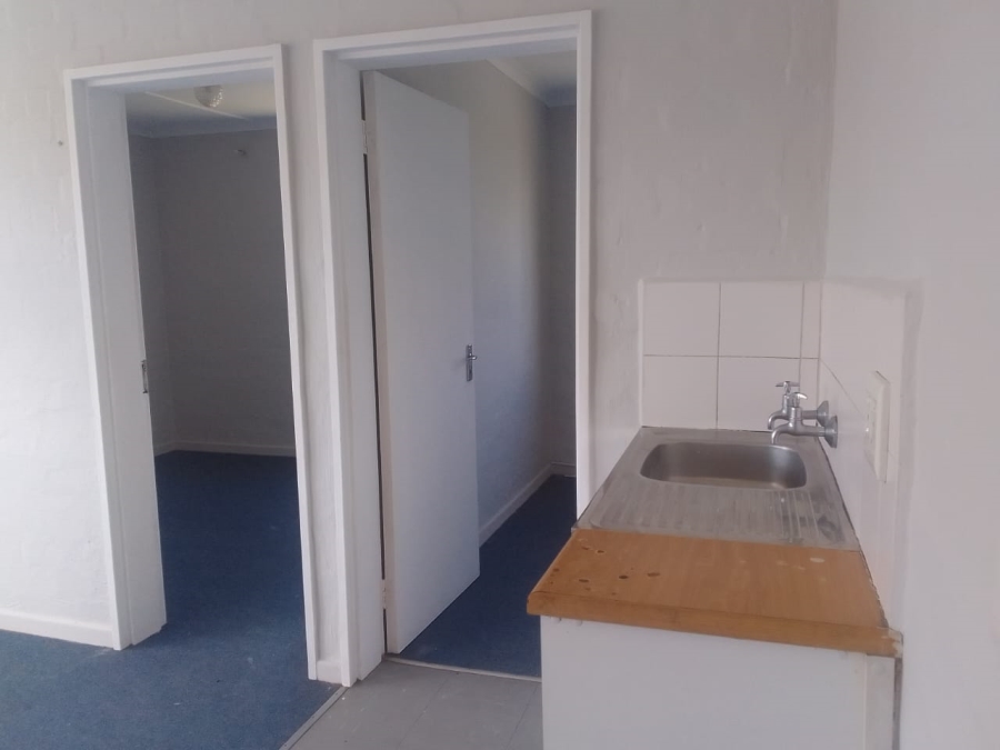 To Let 2 Bedroom Property for Rent in Amalinda Eastern Cape